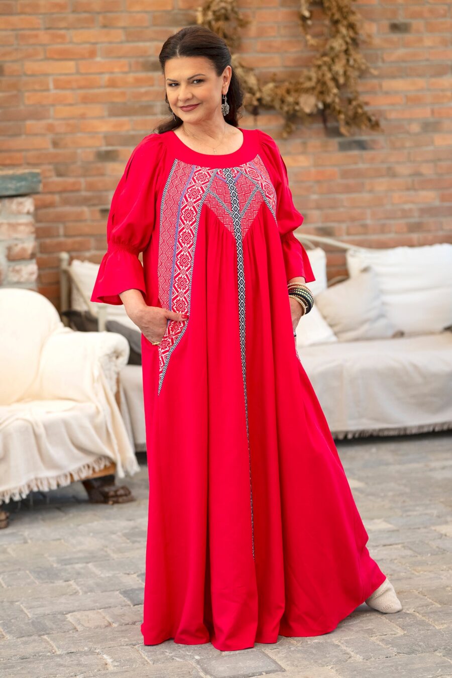 Rochia lungă roșie din in și jacquard țesut Ivoneta - IIANA