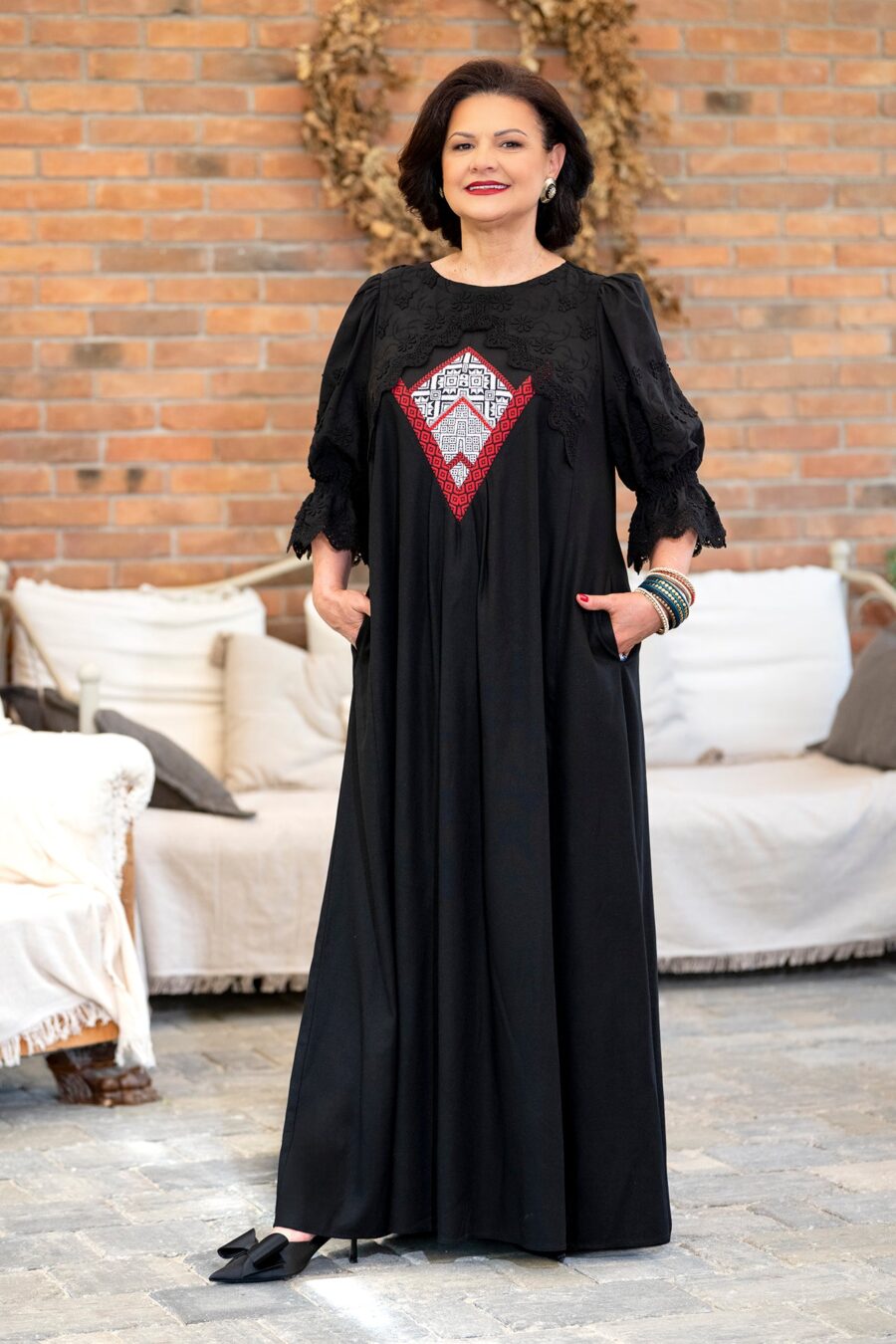 Rochie lungă neagră din in cu jacquard țesut și broderie tridimensională - IIANA