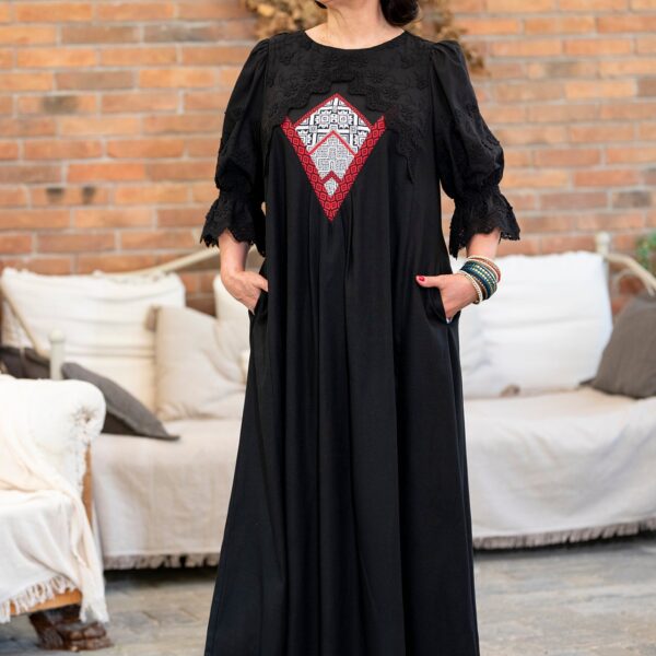 Rochie lungă neagră din in cu jacquard țesut și broderie tridimensională - IIANA