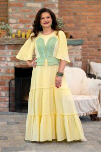 Rochie lungă galben pal vanilat din muselină și jacquard etnic țesut