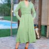 Rochia Kira din tricot verde mentă cu nasturi tip perlă - IIANA