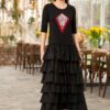 Rochie stilizată din jerseu negru cu volane - IIANA