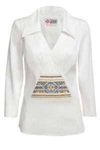 Cămașa albă din poplin cu jacquard etnic țesut cu motive tradiționale