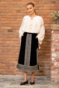 Fustă din catifea de mătase și jacquard țesut auriu
