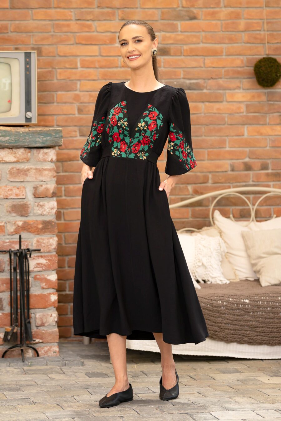 Rochie midi neagră Divna - IIANA