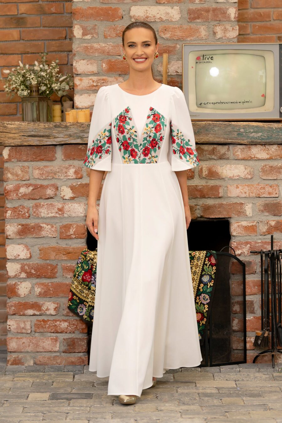 Rochie lungă albă Divna - IIANA