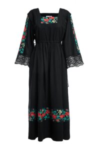 Rochie tradițională din in cu jacquard țesut și dantelă românească