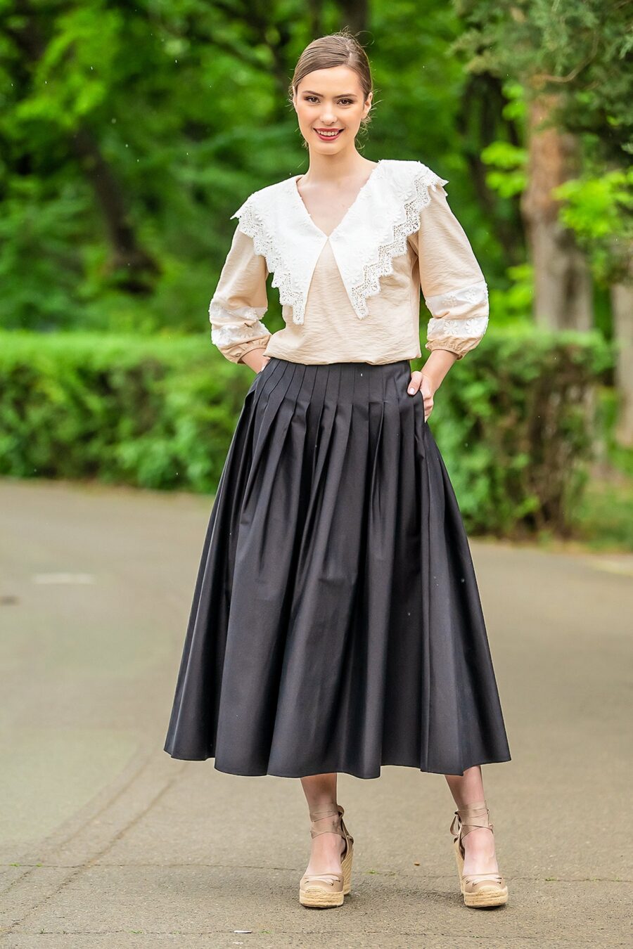Bluza Crem Cu Guler Din Broderie Tridimensionala - IIANA