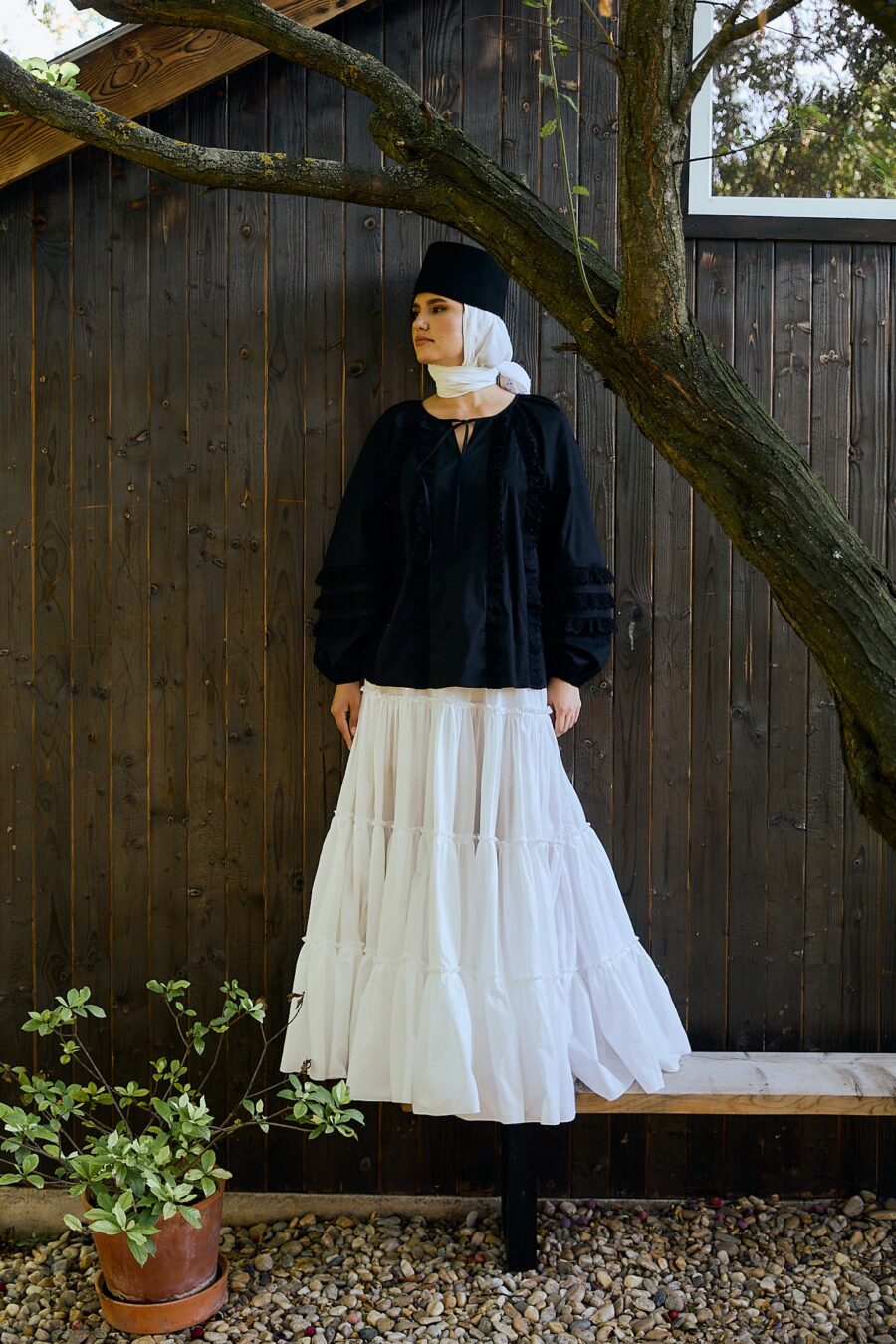 Fusta maxi  din bumbac alb  cu volane bogate stil boho - IIANA