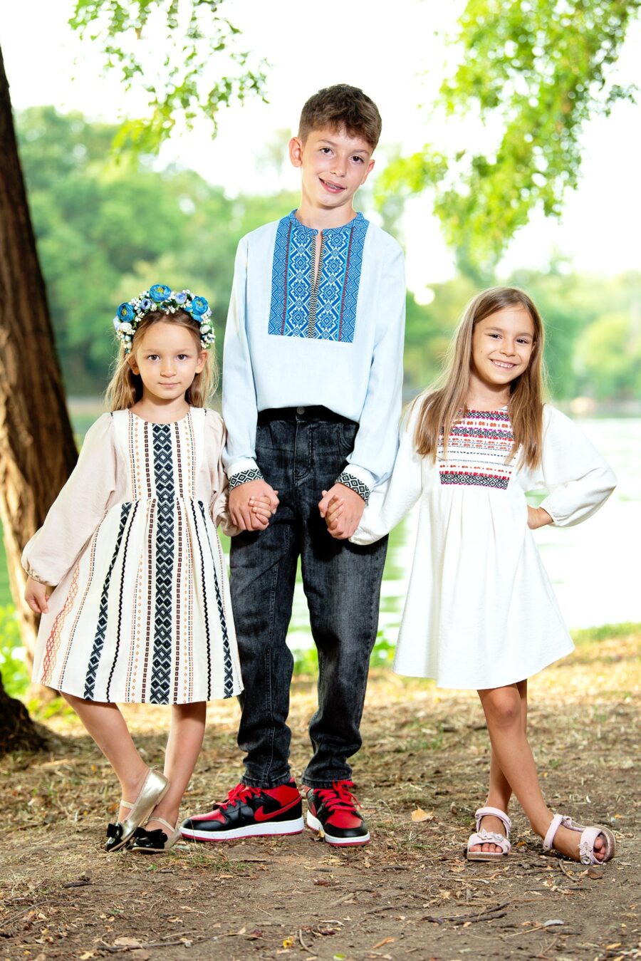 Rochita traditionala fetite Smaranda 9 luni - 7 ani - IIANA