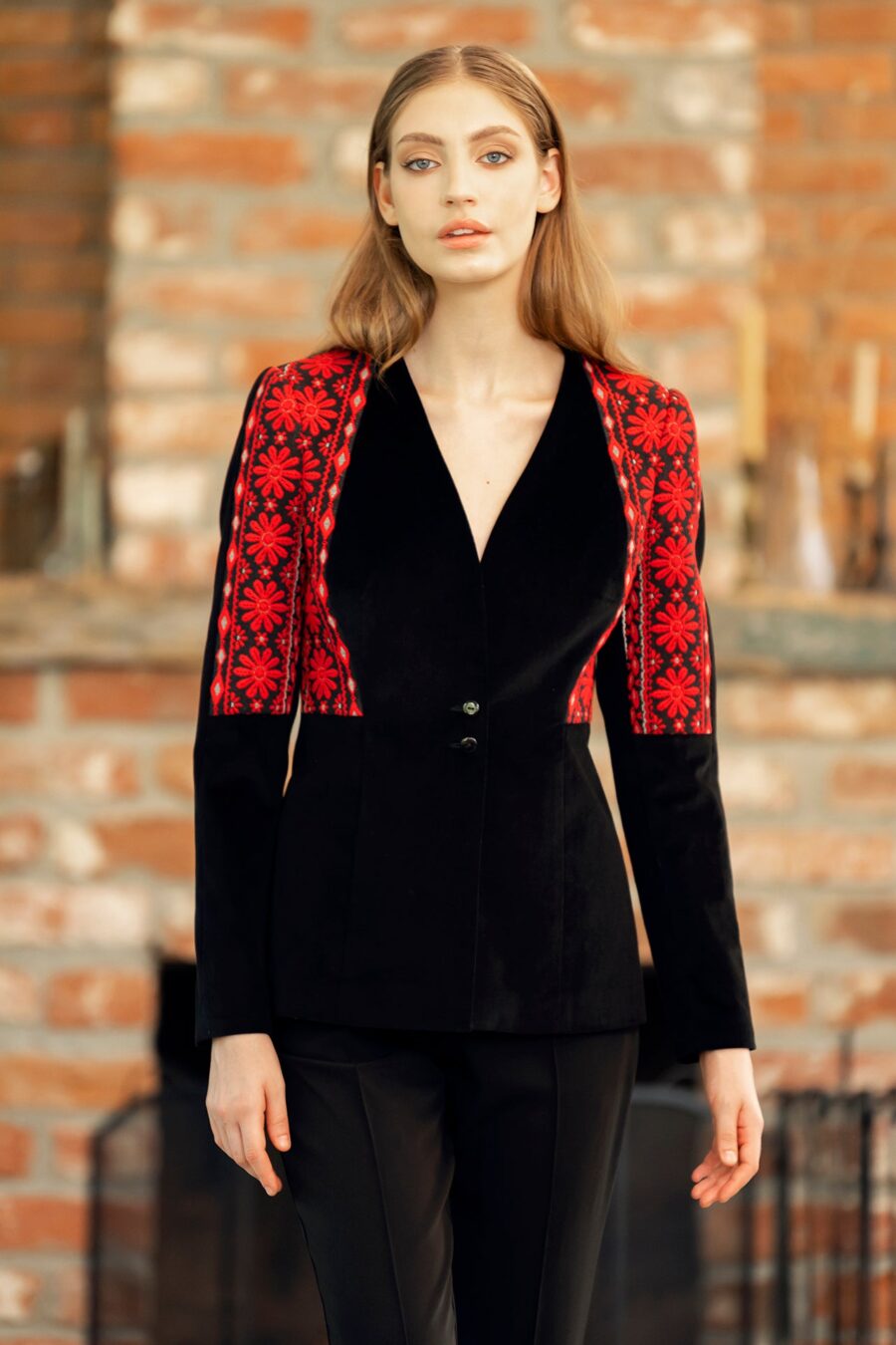 Sacou negru din catifea  cu jacquard folk - IIANA