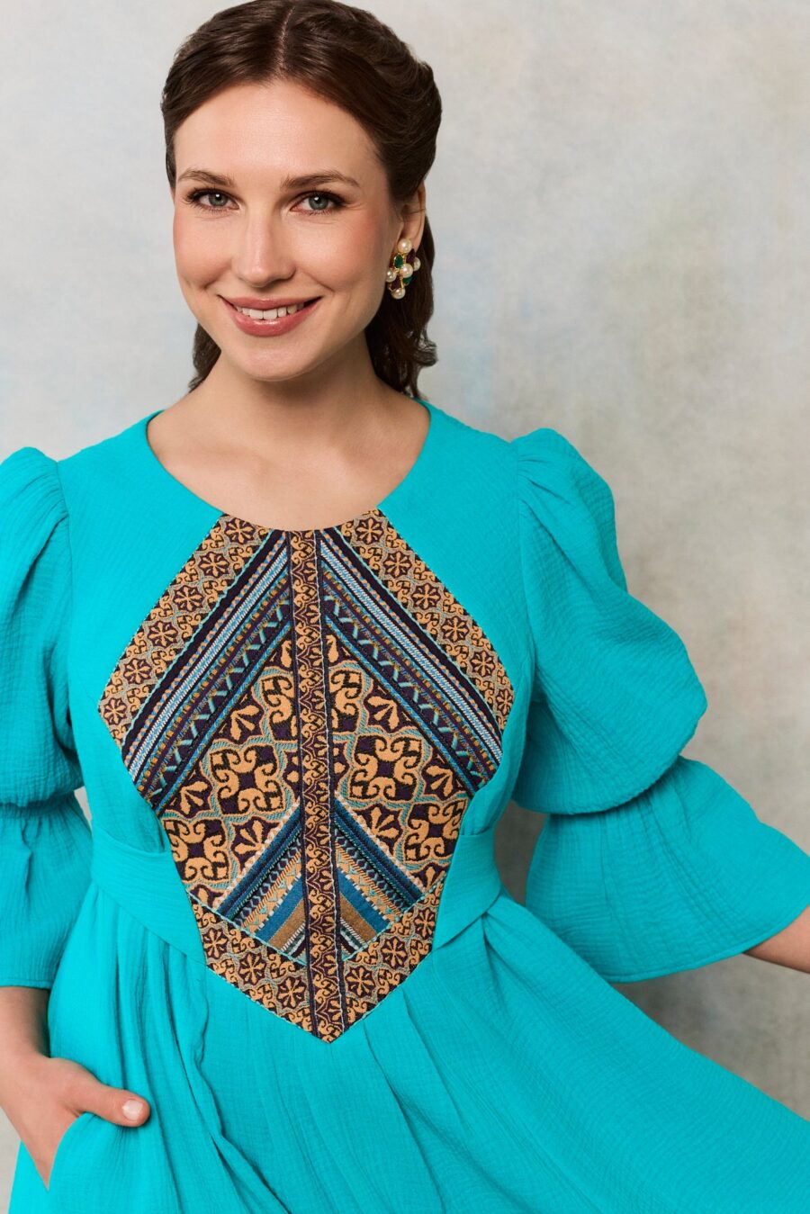 Rochia etno din muselină turcoaz și corset românesc din jacquard țesut - IIANA