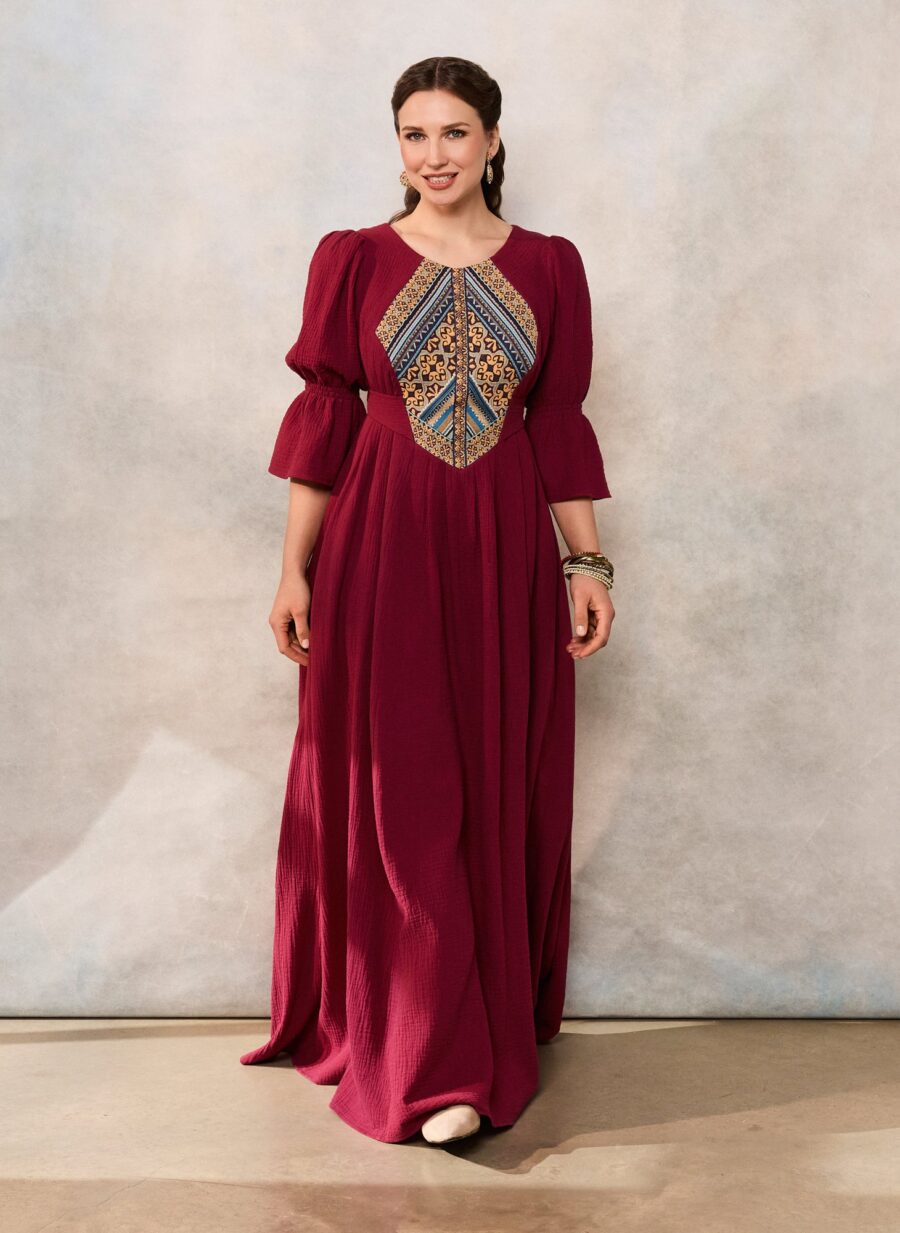 Rochia etno din muselină burgundi și corset românesc din jacquard țesut - IIANA