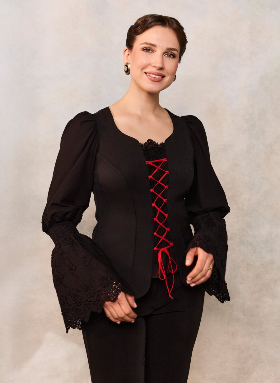 Bluza neagră brodată Rococo - IIANA