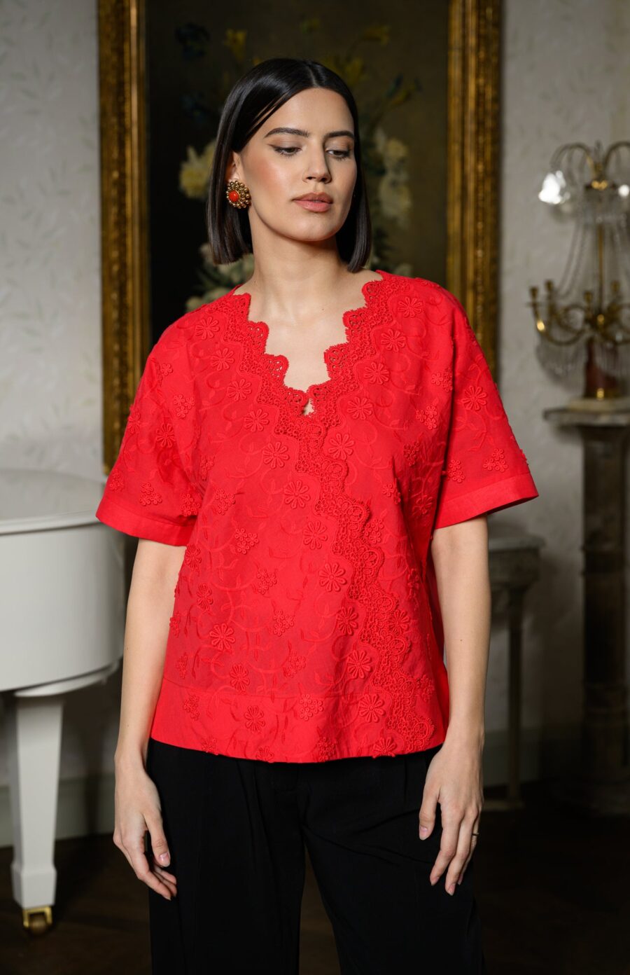 Bluză chimono roșie din batist de bumbac și broderie tridimensională - IIANA