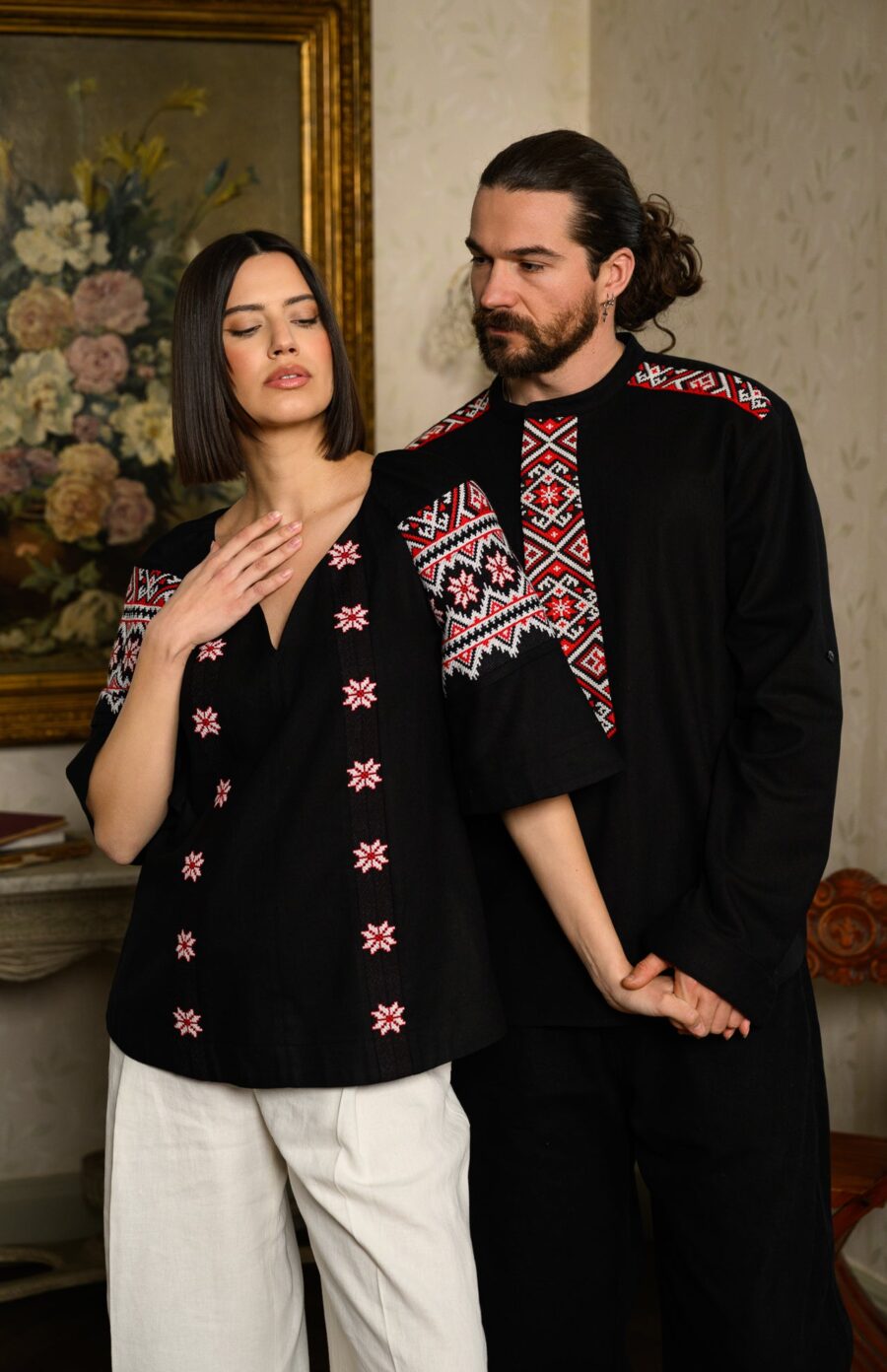 Ie neagră  stilizată din in și jacquard etnic țesut Irina - IIANA