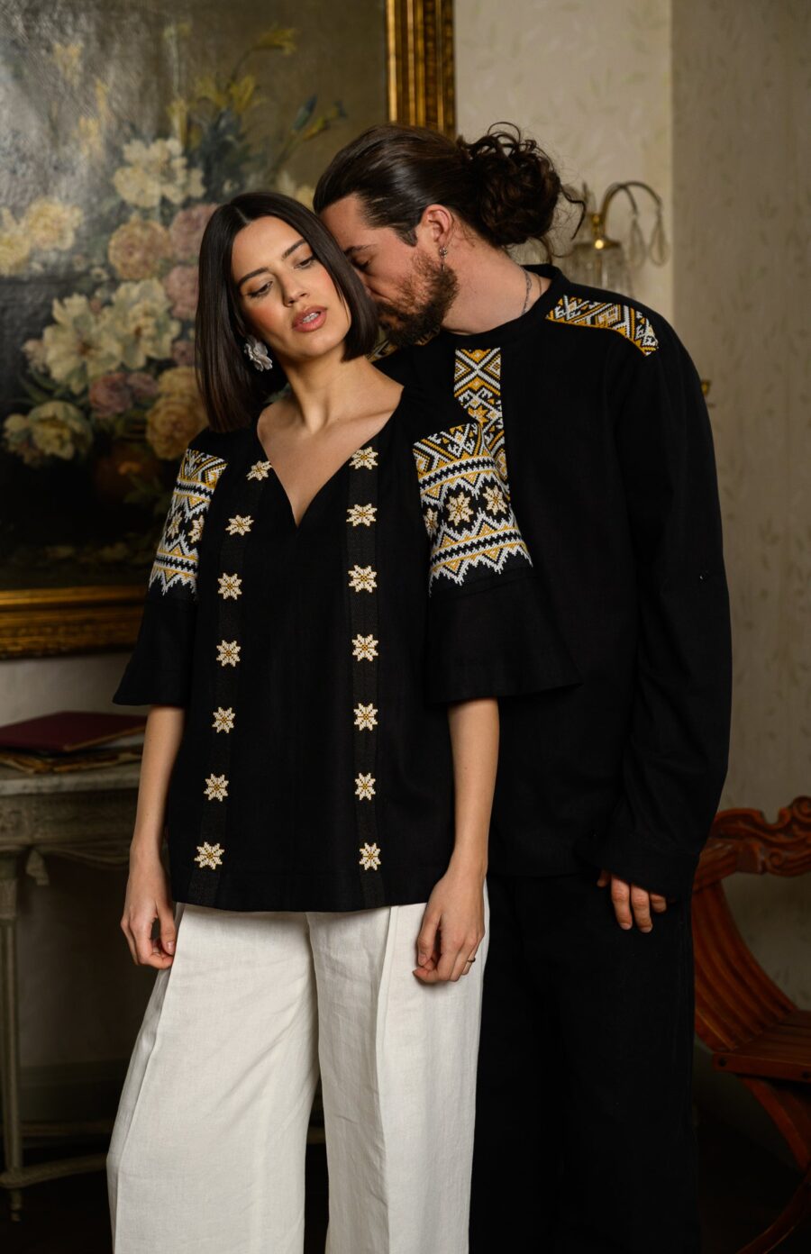 Cămașa stilizată cu cravată și epoleți din jacquard țesut cu motive tradiționale Darius - IIANA