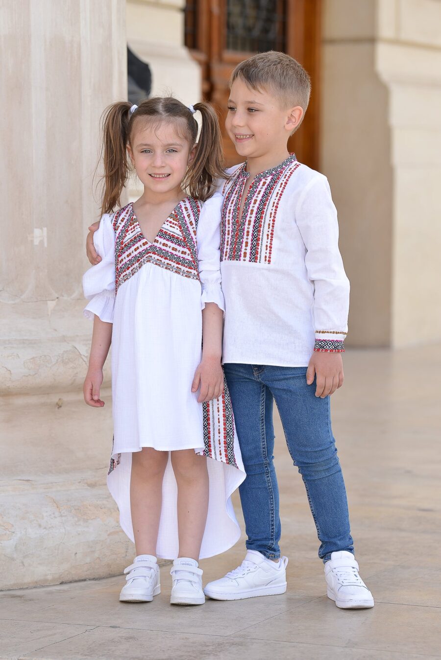 Rochita traditionala fetite Alba Agata 9 luni - 7 ani - IIANA