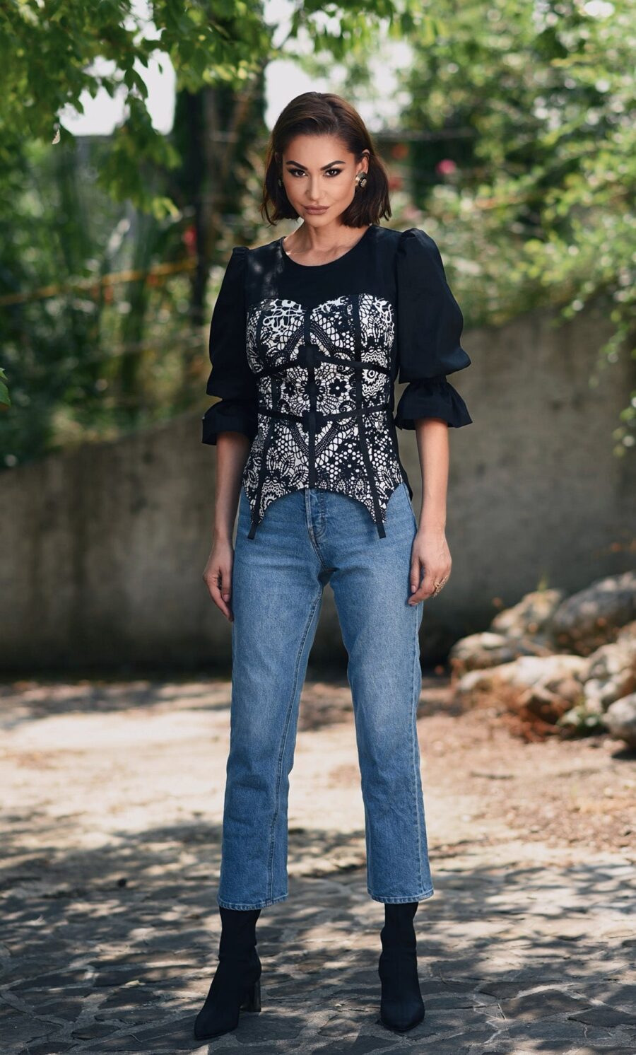 Bluza Neagra cu Corset Laseta - IIANA