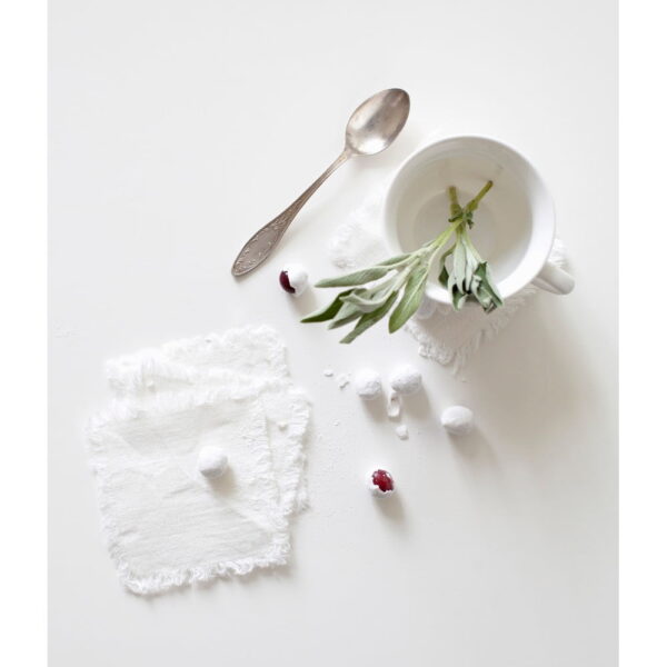 on1-import-11211-e02f1fa3786b Set 4 suporturi pentru pahare din in Linen Tales Classic, 10 x 10 cm, alb