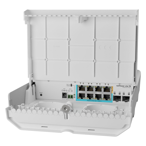 Smart Switch outdoor, 8 x Gigabit (7 PoE in), 2 x SFP+ 10Gbps – Mikrotik CSS610-1Gi-7R-2S+OUT