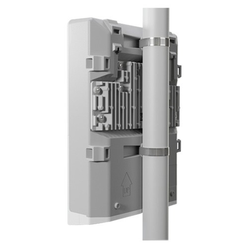 Switch netFiber 9, 4 x SFP+ 10G, 5 x SFP 1G, 1 x Gigabit (PoE-In), outdoor – MikroTik CRS310-1G-5S-4S+OUT