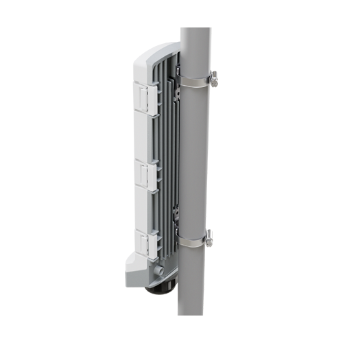 Switch exterior, 3 x RJ45 1G (1 x PoE-In bt, 2 x PoE-Out), 3 x SFP+ 10G, IP66 – Mikrotik CSS606-1G-2Gi-3S+OUT